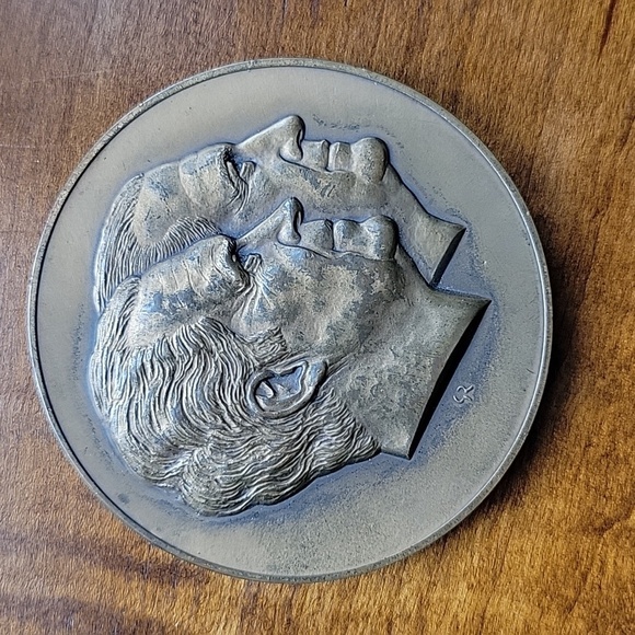 1973 BRONZE NIXON AGNEW - Picture 1 of 8